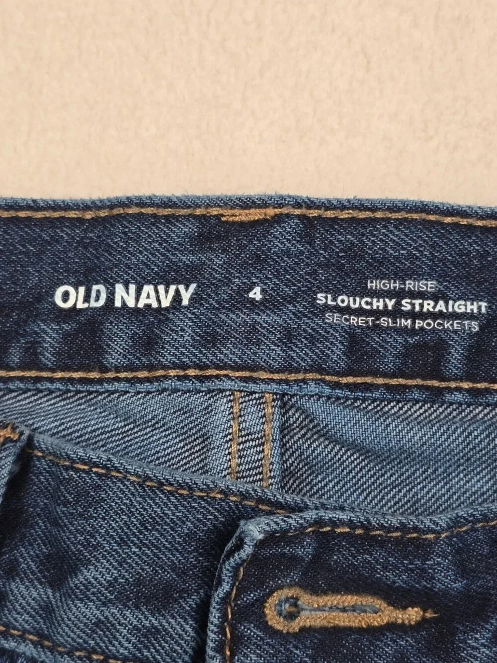 Old Navy Womens High-Rise Slouchy Straight Jeans Size 4 Dark Wash Denim - Picture 3 of 6